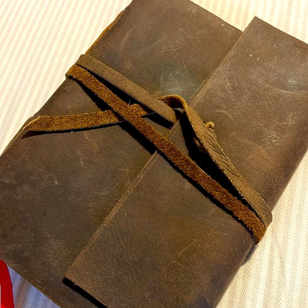 leather notebook 5 in. by 7 in. ☺️📔